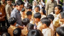 Gigi Berlubang dan Batuk Pilek Dominasi saat Wapres Gibran dan Ahmad Luthfi Tinjau CKG Sekolah di Salatiga