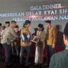 Gus Huda Terima Penghargaan atas Peran Aktif dalam Pengusulan Kyai Sholeh Darat sebagai Pahlawan Nasional