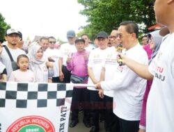 Jalan Sehat Warnai Pembukaan Peringatan HGN, Bupati Pati Tekankan Mutu Pendidikan