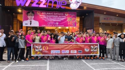 Wakil Gubernur Jawa Tengah, Taj Yasin lepas 50 atlet FOBI Jateng yang akan berlaga di Kejurnas. (dok Alan Henry)