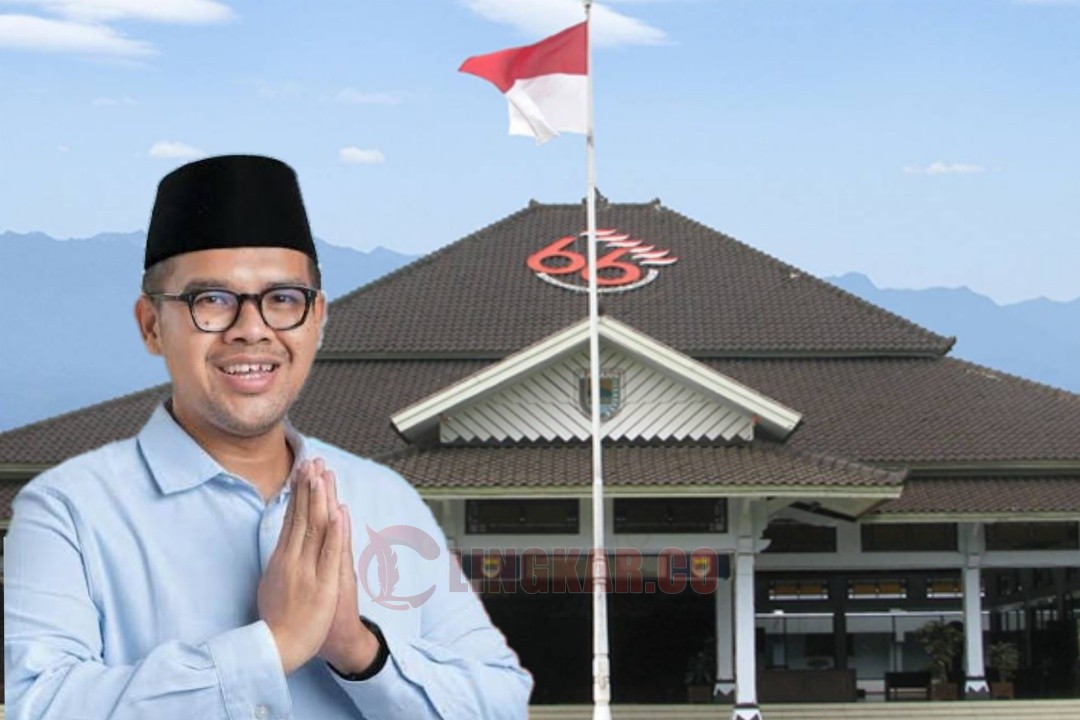 Bupati Batang, M. Faiz Kurniawan. Kolase foto: Lingkar.co