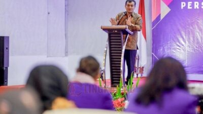 Gubernur Jateng Ahmad Luthfi saat menghadiri pelantikan Pengurus Wilayah Persatuan Dokter Gigi Indonesia (PDGI) Jawa Tengah bersama pengurus cabang PDGI se-Jawa Tengah, di Hotel Metro, Kota Semarang, Sabtu (13/12/2025).