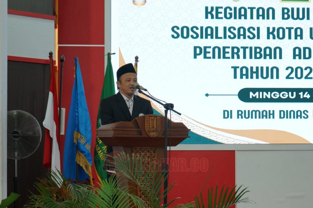 Ketua BWI Kota Semarang, Prof Dr Imam Yahya, M.Ag saat launching gerakan wakaf uang di Aula Rumdin Wali Kota Semarang, Minggu (14/12/2025).