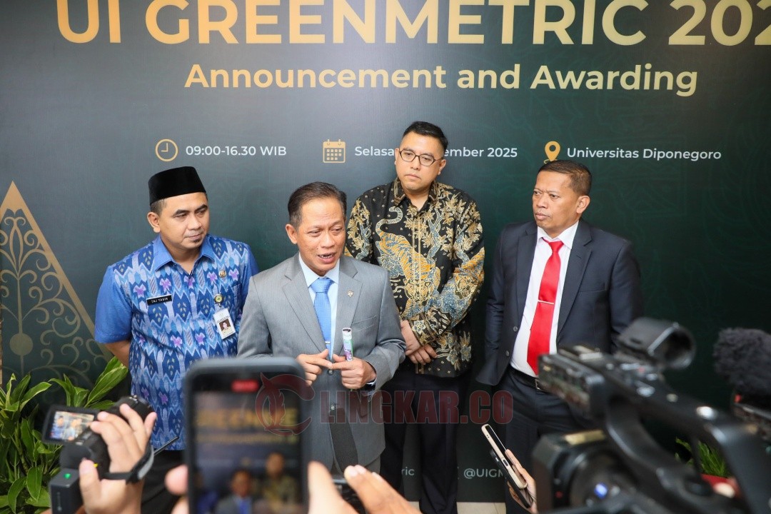 Jumpa pers acara UI Greenmetric 2025, Announcement and Awarding, di Muladi Dome Undip Semarang, Selasa (16/12/2025). Foto: dokumentasi