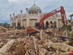 Kerahkan Alat Berat, Percepat Penanganan Pascabanjir di Aceh, Sumatra Utara, dan Sumatra Barat