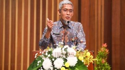 Sekda Jateng Sumarno saat menghadiri kegiatan sharing session di UKSW Salatiga, Selasa (2/12/2025).