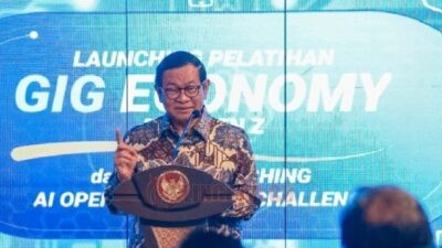 Gubernur DKI Jakarta, Pramono Anung dalam acara peluncuran Program Pelatihan Gig Economy di Jakarta Creative Hub pada Kamis (18/12/2025).