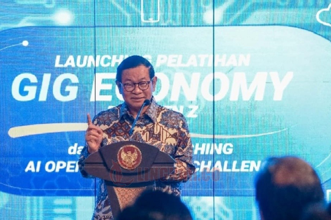 Gubernur DKI Jakarta, Pramono Anung dalam acara peluncuran Program Pelatihan Gig Economy di Jakarta Creative Hub pada Kamis (18/12/2025).