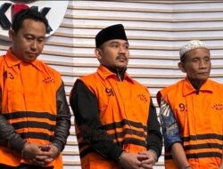 Resmi, KPK Tetapkan Bupati Bekasi Ade dan Ayahnya Sebagai Tersangka Suap Proyek