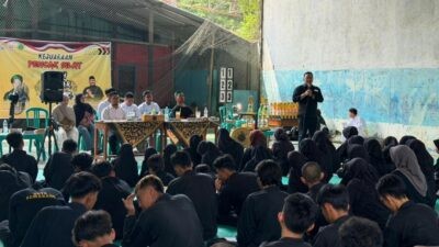Abah Istihar Championship di Padepokan Pusat Harimau Putih, Chealsea Stadium, Kaliwungu, Kamis (25/12/2025). Foto: Yoedhi/Lingkar.co