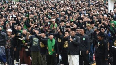 Para pendekar silat Pagar Nusa dalam sebuah kesempatan. Foto: istimewa