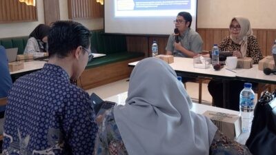 Ketua TPPD Jateng, Zulkifli saat kegiatan Outlook 2026: Refleksi, Capaian, dan Tantangan Pembangunan Jawa Tengah di Chanadia Cipta Rasa, Jl. Erlangga, Kota Semarang, Sabtu (27/12/2025). Foto: Rifqi/Lingkar.co