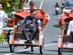 Ringankan Beban, Presiden Prabowo Berikan Bantuan 100 Becak Listrik di Kota Magelang
