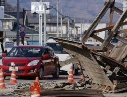 Gempa Berkekuatan M 7,6 di Jepang Akibatkan Tsunami