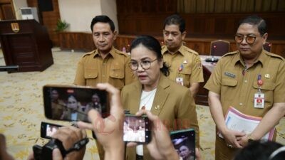 Wali Kota Semarang, Agustina Wilujeng Pramestuti saat di wawancarai. (dok Pemkot Semarang)