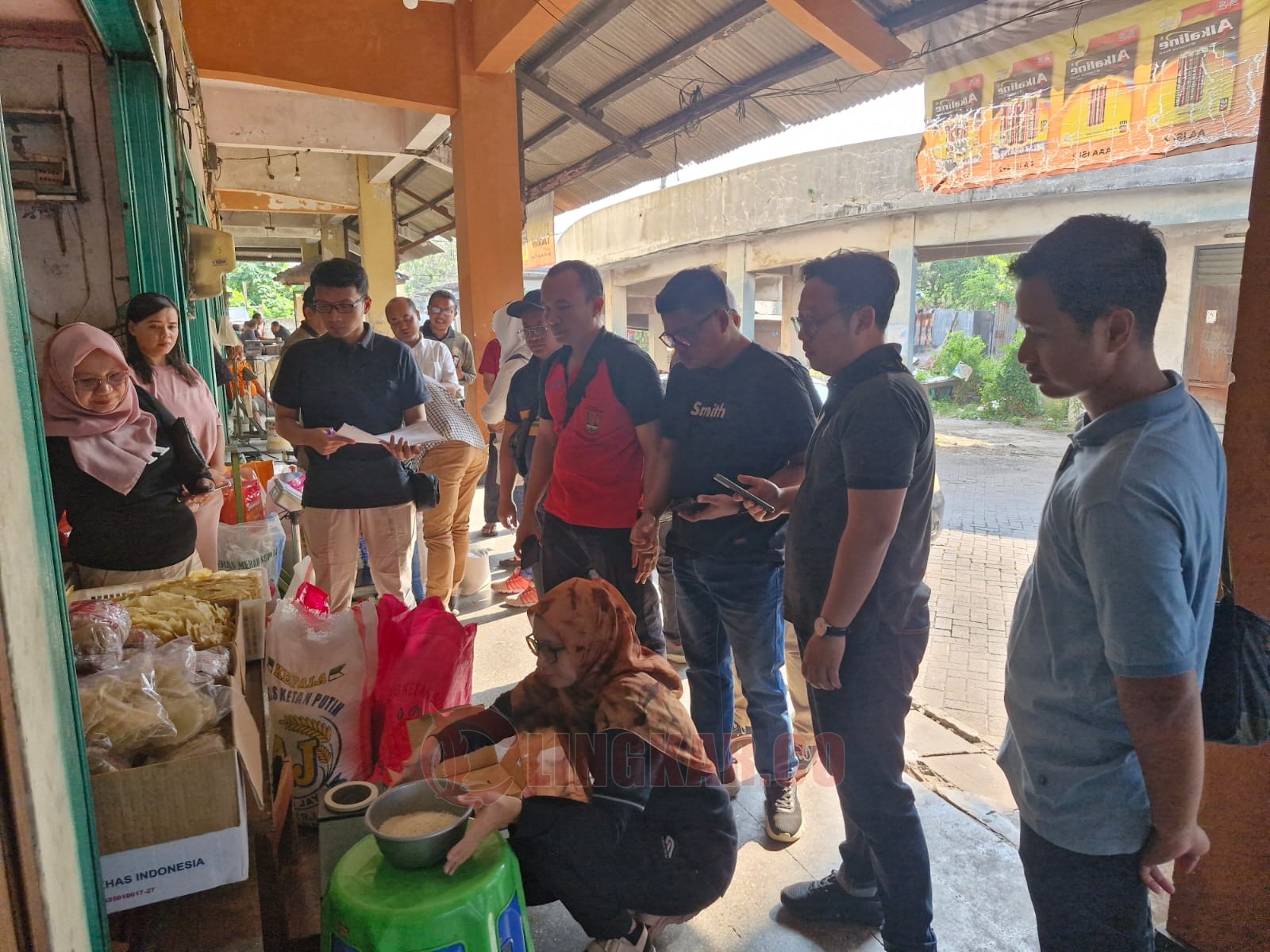 Pemkot Semarang lakukan pengawasan pangan di Pasar Tradisional Kota Semarang. (dok Istimewa)