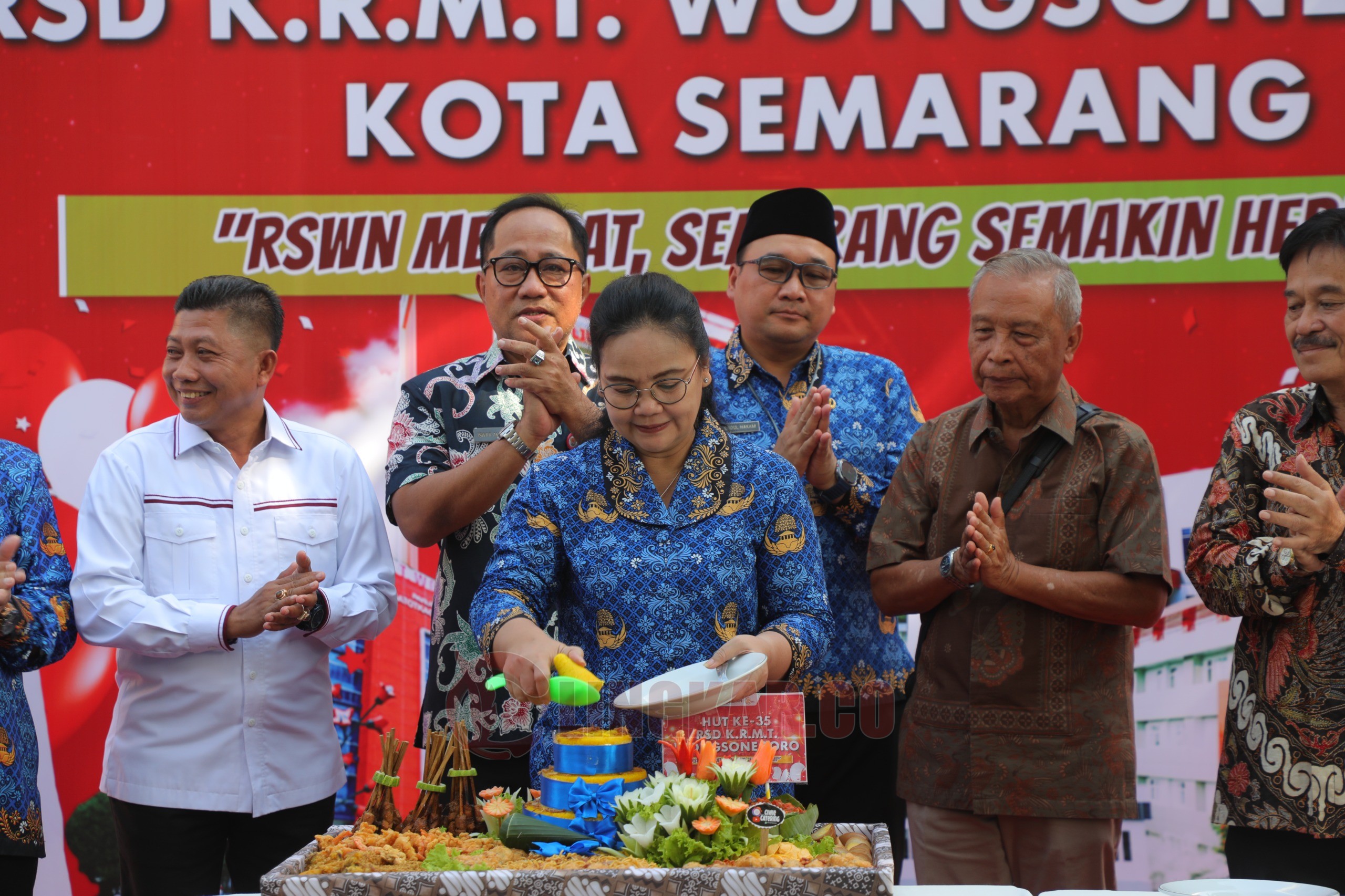 Wali Kota Semarang, Agustina Wilujeng Pramestuti saat menghadiri Ulang Tahun ke-35, RSD KRMT Wongsonegoro sekaligus peresmian Daycare RSWN. (dok Pemkot Semarang)