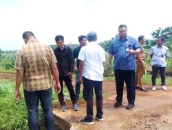 Diduga Dikerjakan Asal-asalan, Komisi C DPRD Pati Sidak Proyek Talud di Dukuhseti