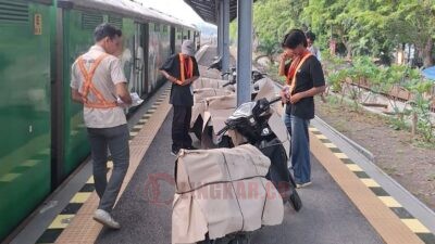 Program Angkutan Motor Gratis (Motis) untuk menekan risiko kecelakaan selama libur Natal dan Tahun Baru (Nataru) 2025/2026. (dok KAI Daop 4 Semarang)