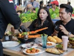Kurnia Seafood Semarang Hadirkan Alaska King Crab, Sajian Premium untuk Pecinta Kuliner Mewah