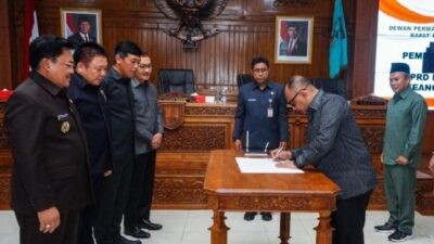 Rapat Paripurna DPRD Kota Salatiga, Alat Kelengkapan Dewan Teken Pakta Integritas