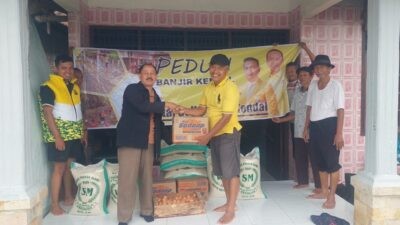 Keliling Pantura Hingga Malam, Golkar Peduli Salurkan Bantuan Untuk Korban Banjir di Kendal