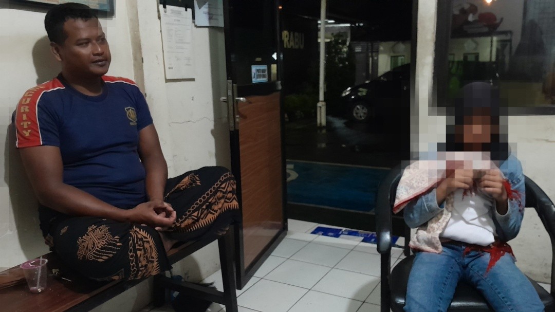 Bocah 11 tahun asal Pakintelan Gunungpati Kota Semarang saat di Polsek Ungaran Kabupaten Semarang. Foto: dokumentasi
