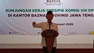 Ketua BAZNAS Jateng, KH Ahmad Darodji saat menerima Kunjungan Kerja Spesifik Komisi VIII DPR RI di Kantor Baznas Jawa Tengah, Kamis (22/1/2026). Foto: Muso/Lingkar.co