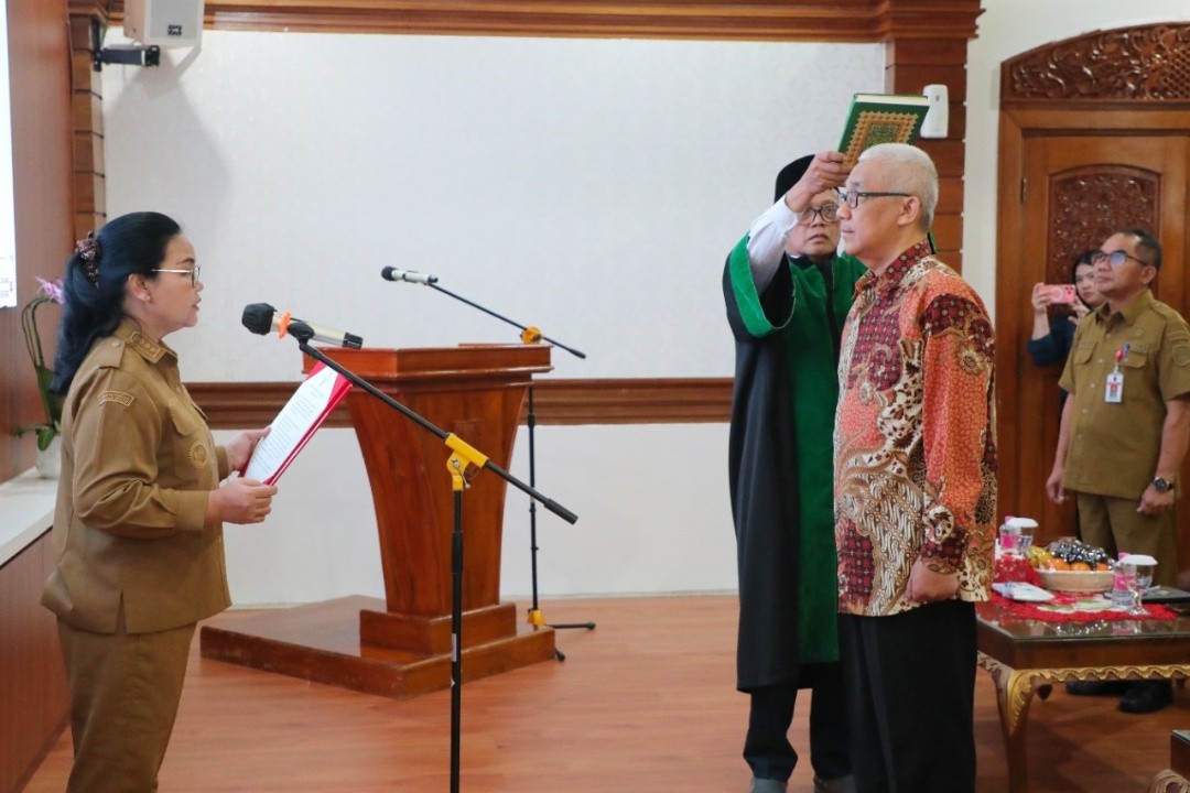 Pelantikan Direktur PT Taman Satwa Semarang (Perseroda), Bimo Wahyu Widodo Dasir Santoso periode 2025–2029 di Balaikota Semarang, Senin (26/1/2026). Foto: dokumentasi