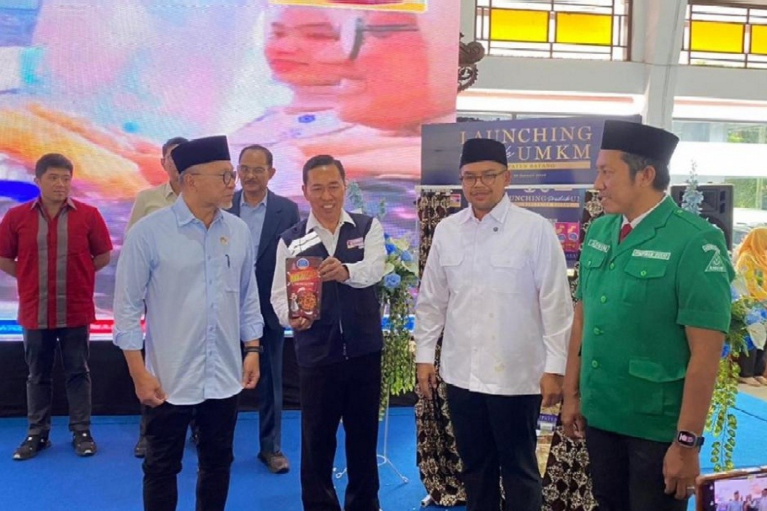 Menko Pangan RI, Zulkifli Hasan saat menghadiri kegiatan kemitraan Indomaret di Pendapa Kabupaten Batang, Jumat (30/1/2026). Foto: dokumentasi