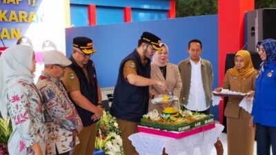 Bupati Bandung Barat, Jeje Ritchie Ismail meresmikan markas Pemadam Kebakaran (Damkar), Selasa (6/1/2026). Foto: dokumentasi