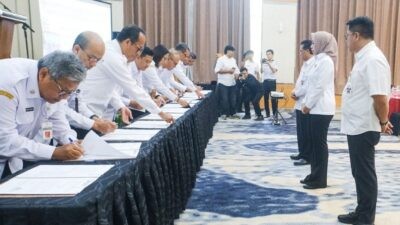 Proses penandatanganan perpanjang kerja sama antara Pemkot Magelang dengan Kejari di Hotel Atria Magelang, Rabu (7/1/2026). Foto: dokumentasi