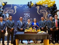 Rayakan Usia ke-28, Grand Candi Hotel Semarang Hadirkan Pameran Seni Timeless Harmony