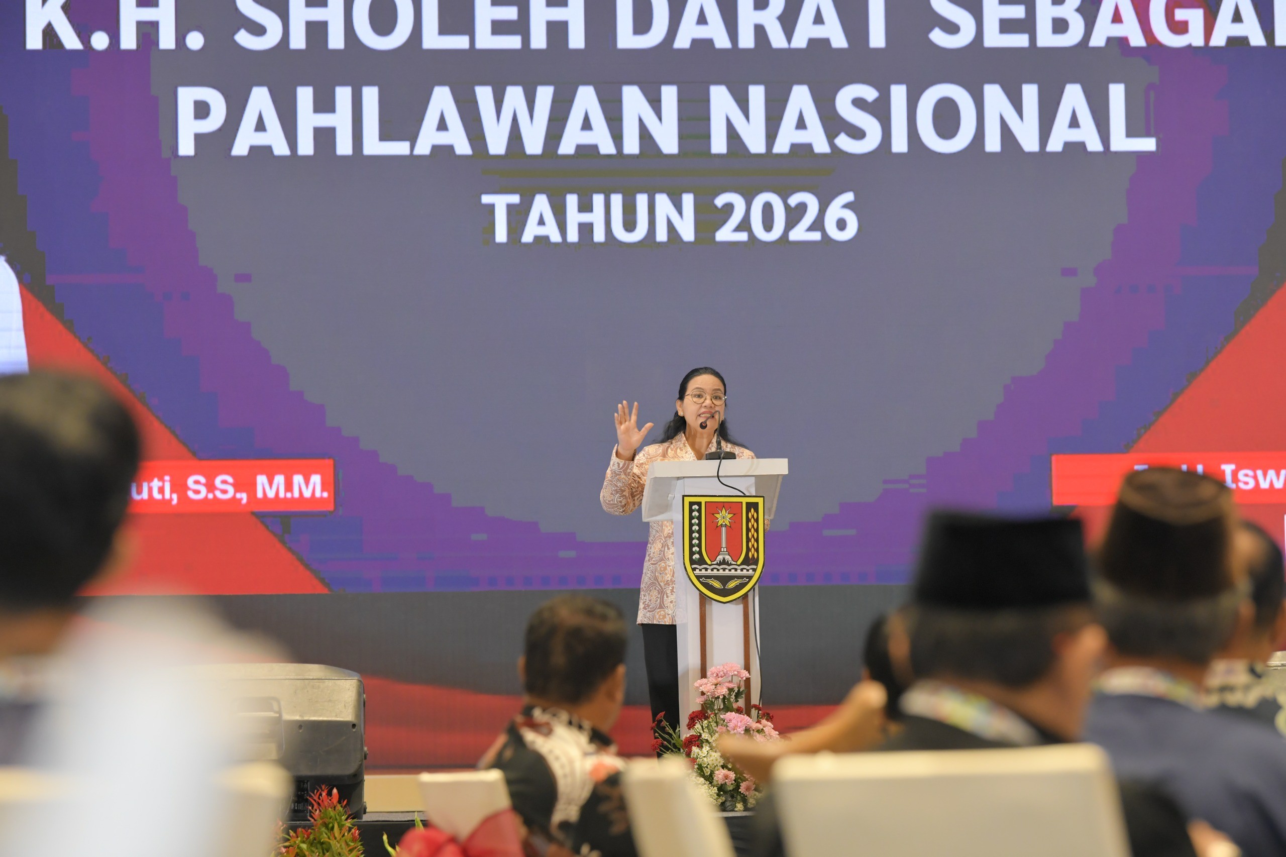 Wali Kota Semarang, Agustina Wilujeng Pramestuti saat memberikan sambuatan dalam kegiatan Seminar Nasional Pengusulan Gelar KH Sholeh Darat sebagai Pahlawan Nasional. (dok Pemkot Semarang)