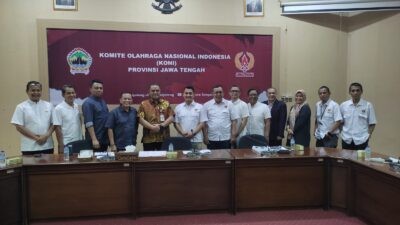 Audiensi SIWO PWI Jateng dan KONI Jateng dalam perkuat kolaborasi pretasi olahraga di Jateng. (dok PWI Jateng)