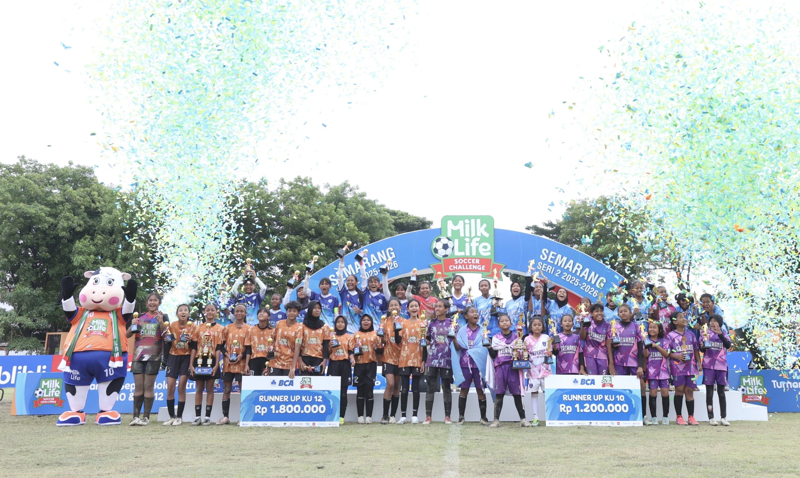 Para juara MilkLife Soccer Challenge (MLSC) Semarang Seri 2 2025–2026. (dok MLSC)