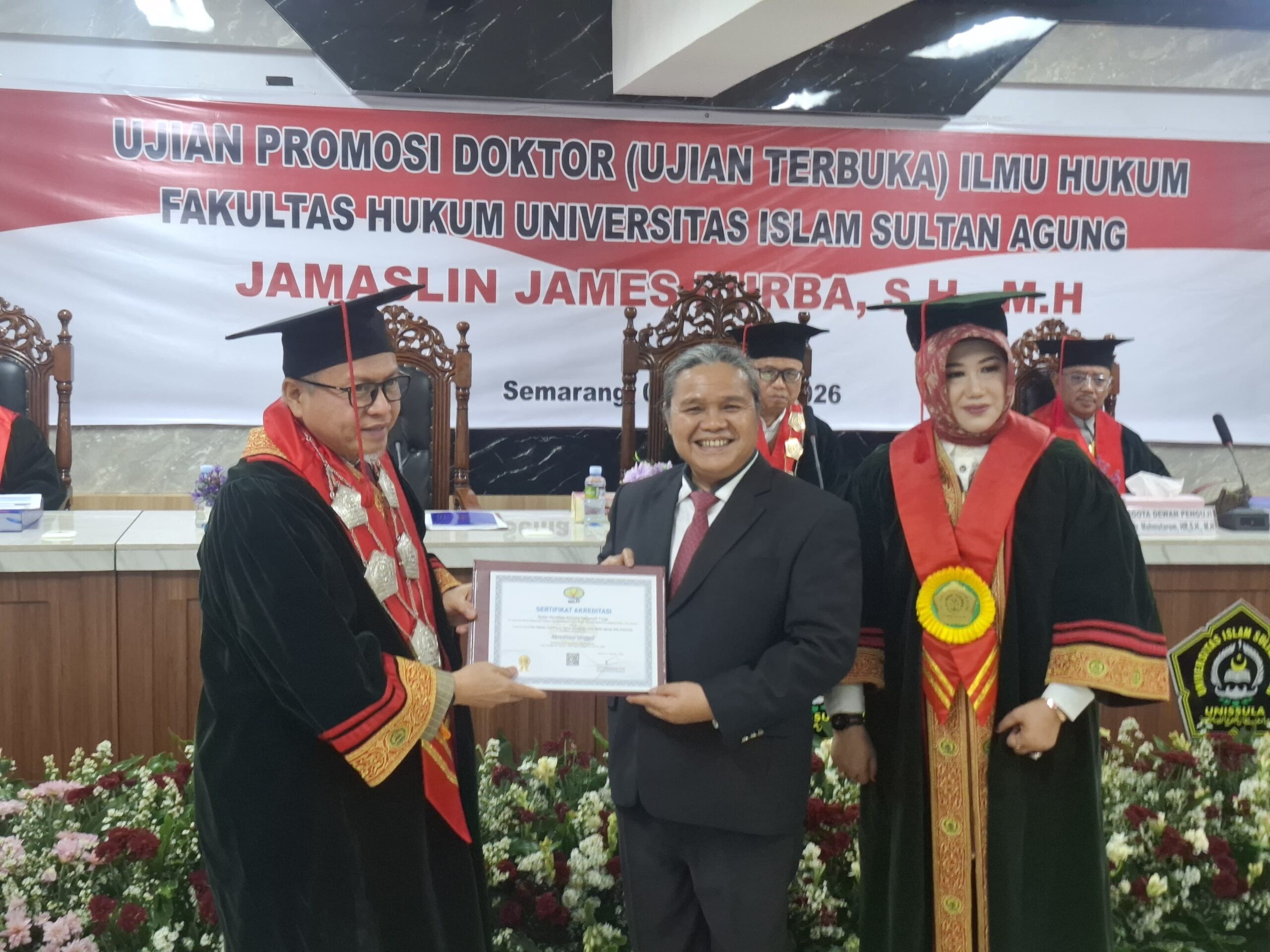 James Purba resmi terima gelar doktor di Universitas Sultan Agung (Unissula) Semarang. (dok Istimewa)