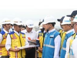 Tinjau Tol Semarang–Demak Seksi I, Gibran Dorong Percepatan Proyek dan Pengendalian Rob Pantura