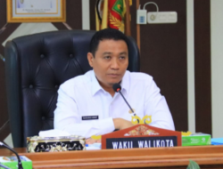 Jalur Mudik Masih Rusak, Markarius Anwar Sebut Sudah Komunikasi dengan Pemprov Riau