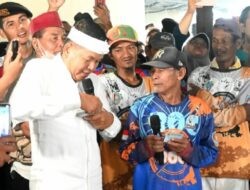 Tak Bisa Operasi Saat Arus Mudik dan Balik, Ratusan Tukang Becak di Cirebon Terima Kompensasi Rp1,4 Juta