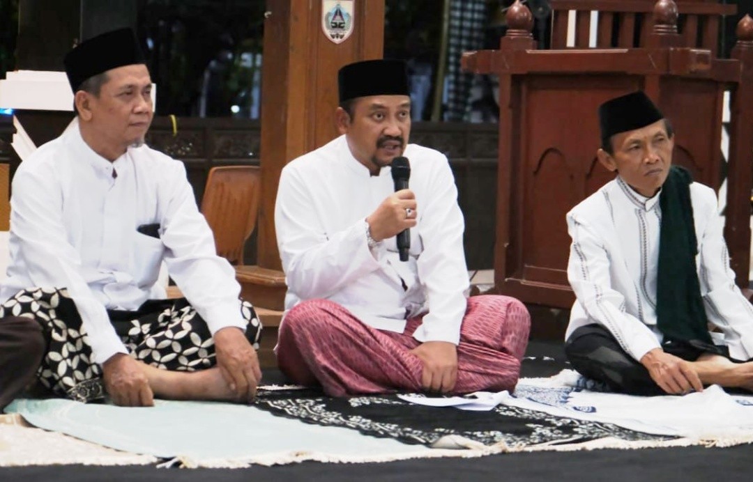 Bupati Pemalang Anom Widiyantoro