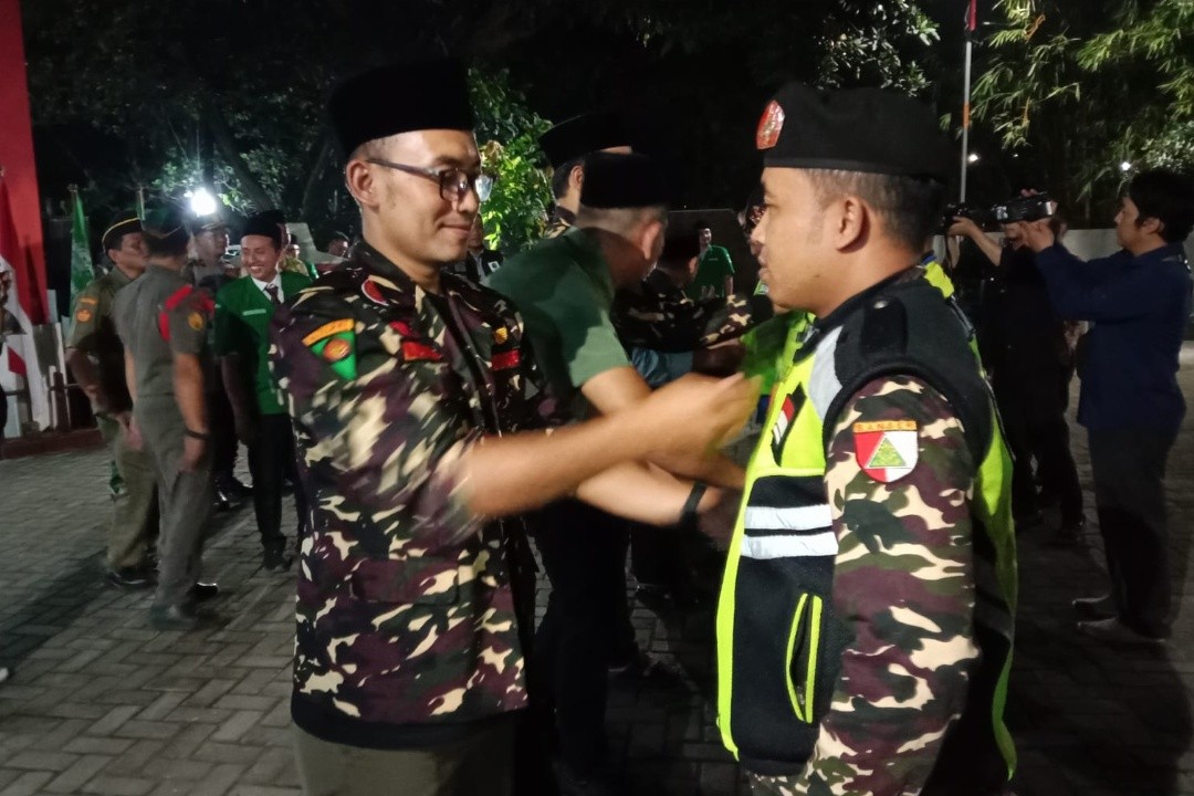 Kasatkorwil Banser Jawa Tengah, Azil Masykur saat pembukaan posko siaga mudik lebaran 2026 di wilayah Kecamatan Tugu, Kota Semarang, Senin (16/3/2026) malam. Foto: dokumentasi/istimewa