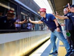 Ahmad Luthfi Lepas Mudik Gratis via Kereta, 648 Perantau Pulang ke Jateng