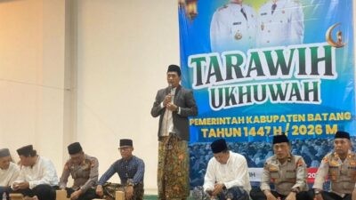 Wakil Bupati Batang Suyono saat menghadiri kegiatan Tarawih Ukhuwah di ICB, Kecamatan Banyuputih, Kabupaten Batang, Sabtu (28/2/2026) malam. Foto: dokumentasi