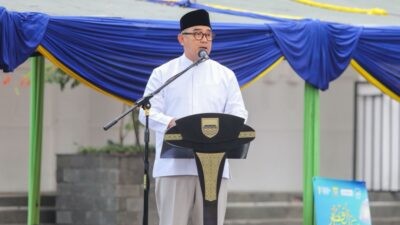 Wali Kota Bandung Muhammad Farhan saat menyampaikan sambutan Salat idulfitri di Balai Kota Bandung, Sabtu, (21/3/2026). Foto: dokumentasi