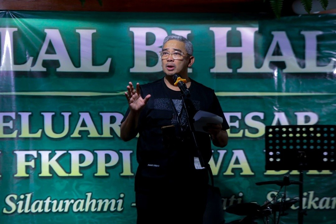 Wali Kota Semarang, Muhammad Farhan saat menghadiri acara Halal Bihalal Keluarga Besar Pengurus Daerah Himpunan Pengusaha dan Wiraswasta FKPPI Jawa Barat di RJS Room, Hotel Aryaduta Bandung, Jumat (27/3/2026). Foto: dokumentasi/istimewa