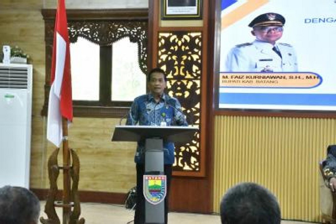 Wakil Bupati Batang, Suyono saat Rakor Yayasan dan Mitra Satuan Pelayanan Pemenuhan Gizi (SPPG) di Aula Bupati Batang, Kabupaten Batang, Jawa Tengah, Kamis (5/3/2026). Foto; dokumentasi