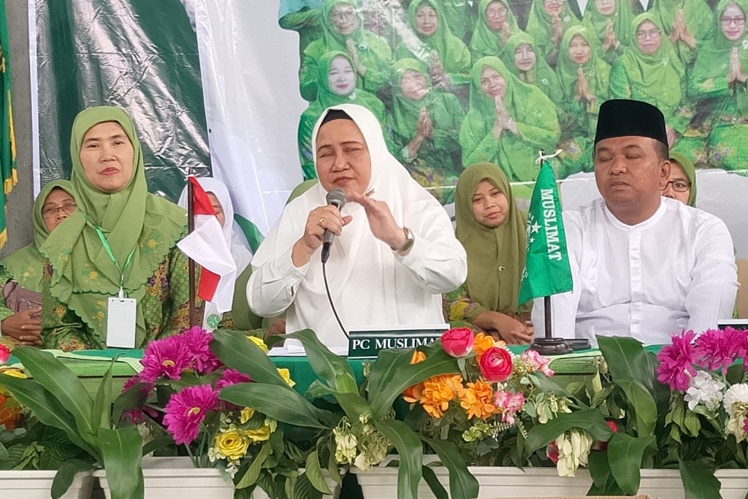 Wakil Bupati Semarang, Nur Arifah saat menghadiri kegiatan peringatan Nuzulul Qur'an yang digelar PAC Muslimat NU Kecamatan Ungaran Timur di Masjid Nurul Hadi Al-Hasyimi komplek gedung Majlis Wakil Cabang Nahdlatul Ulama (MWCNU) Ungaran Timur, Ahad (8/3)2026). Foto: Rifqi/Lingkar.co