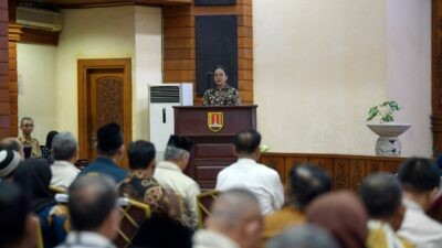 Wali Kota Semarang, Agustina Wilujeng Pramestuti saat membuka FGD Raperwal Musrenbang dalam rangka penyusunan Rencana Kerja Pemerintah Daerah (RKPD) Tahun 2027 di Ruang Lokakrida, Gedung Moch. Ichsan, Senin (2/3/2026). (dok Pemkot Semarang)