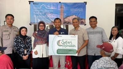 Bandra Ahmad Yani Semarang bagikan 1.000 paket sembako dalam menyambut Bulan Ramadan. (dok PT Angkasa Pura Indonesia)